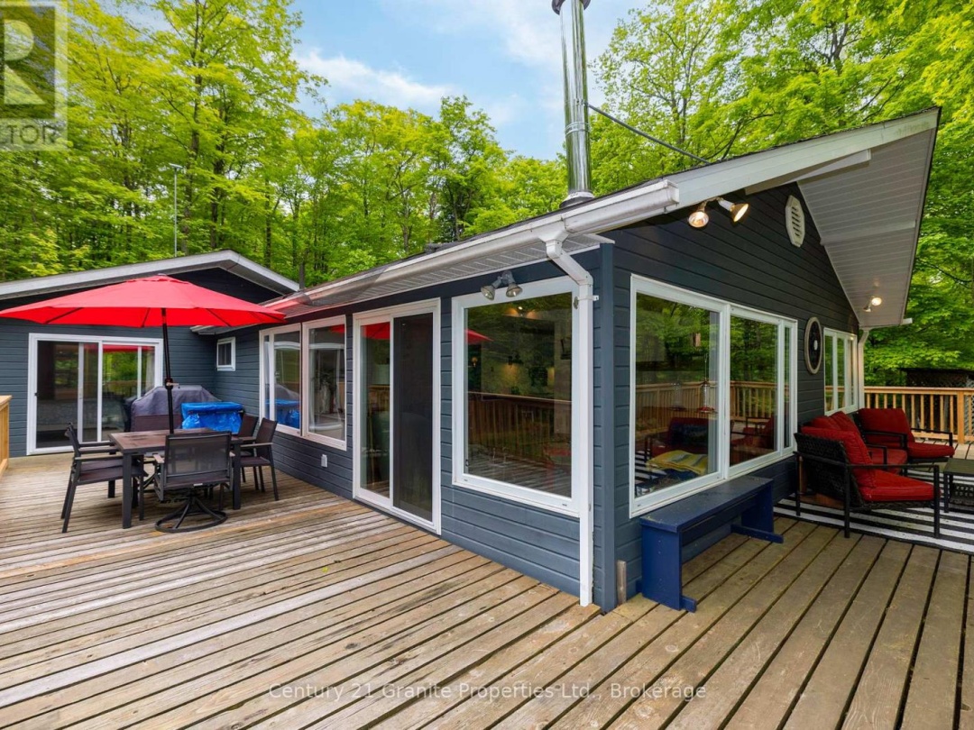 131 Downes Road, Horseshoe Lake