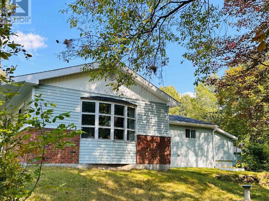 1671 HWY 60 HIGHWAY, 