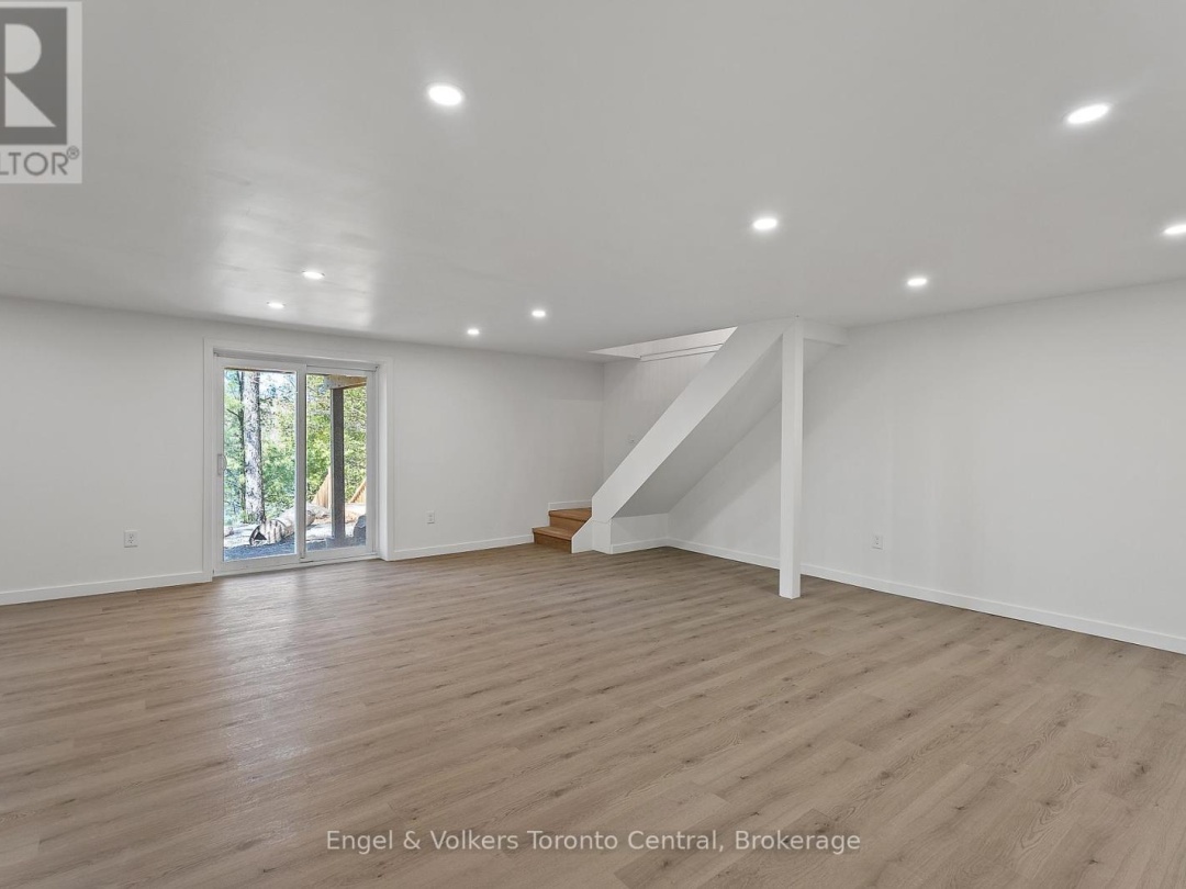 1457 Lake Joseph Road, Mctaggart Lake