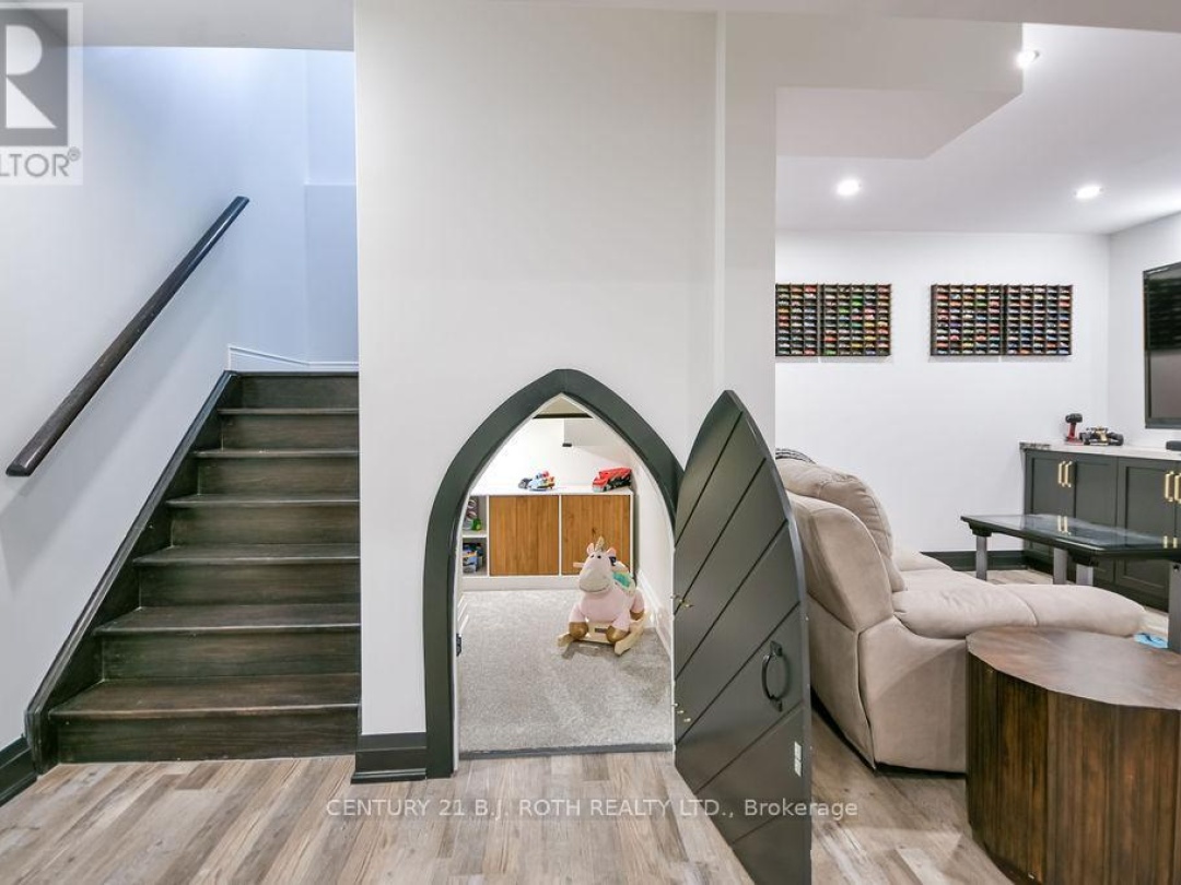 8 MERRINGTON AVENUE, 