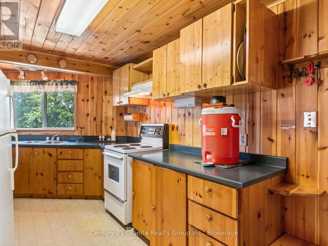 1147 COMFORT DRIVE, 