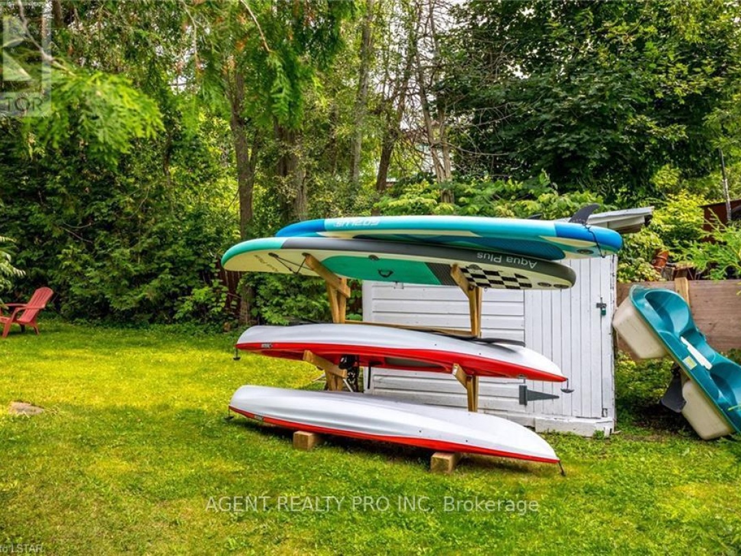 21 ORIOLE ROAD, Cameron Lake
