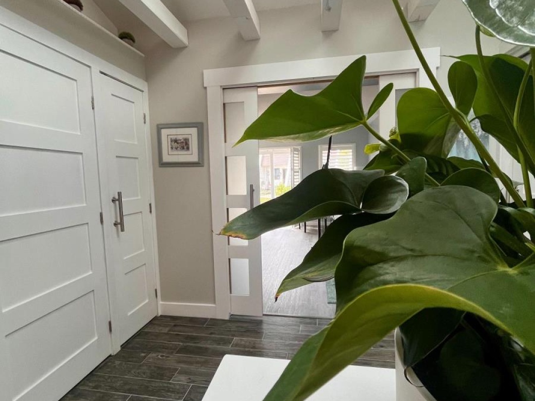 UNIT 2 - 3 PARADISE BOULEVARD W, 