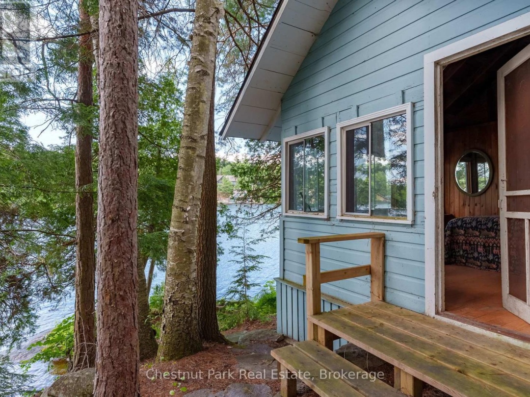 26 TAYLOR ISLAND 26LM, 