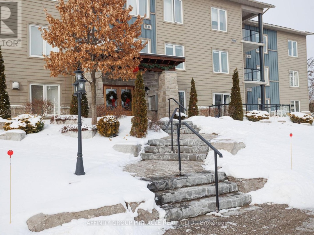 103 - 94 FRANCIS STREET W, 