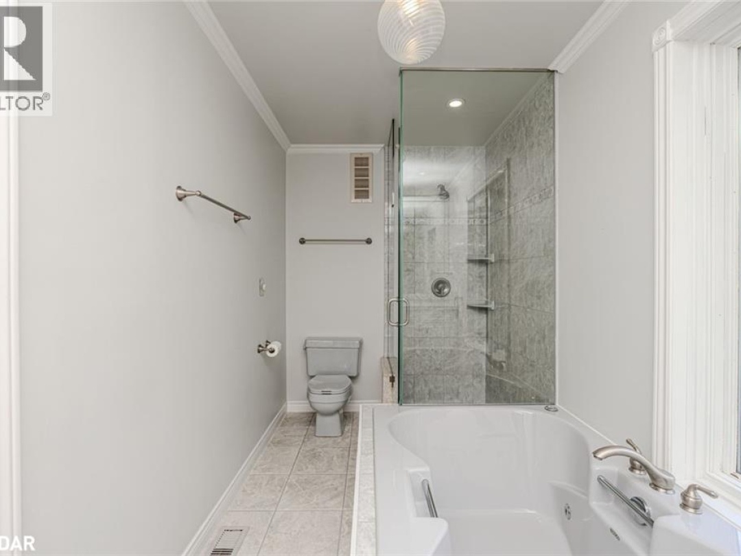 1564 HONEY HARBOUR ROAD, 