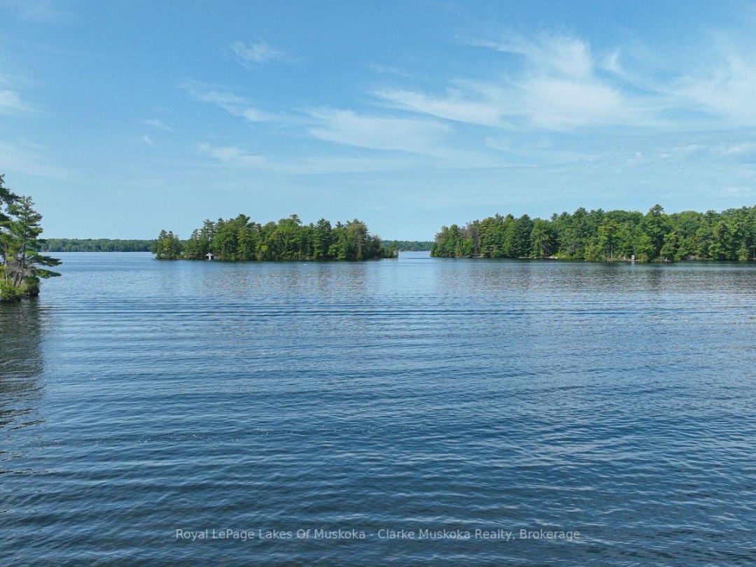 3946 East Shore Road, Gloucester Pool