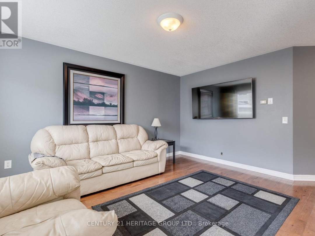 64 - 800 WEST RIDGE BOULEVARD, 
