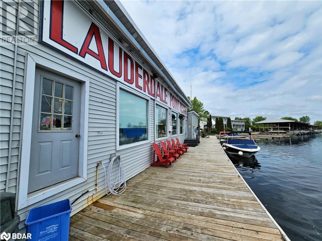 3500 LAUDERDALE POINT Crescent Unit# 17, 
