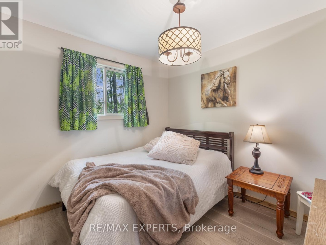 18 - 230-232 LAKE DALRYMPLE ROAD, 