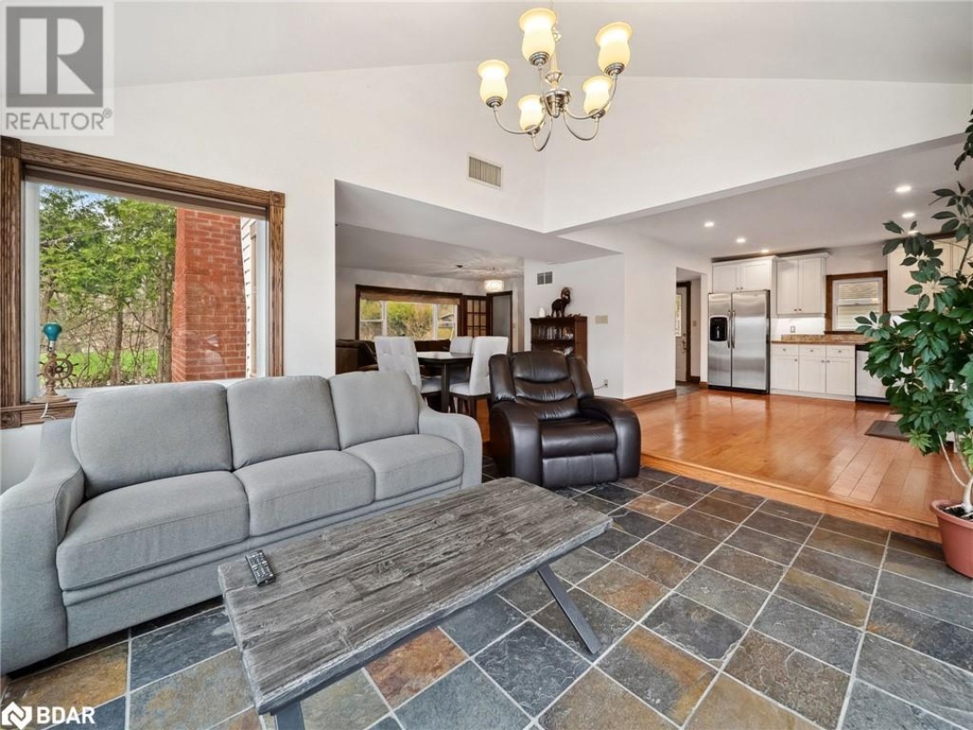 1012 Cowbell Lane, Severn Lake
