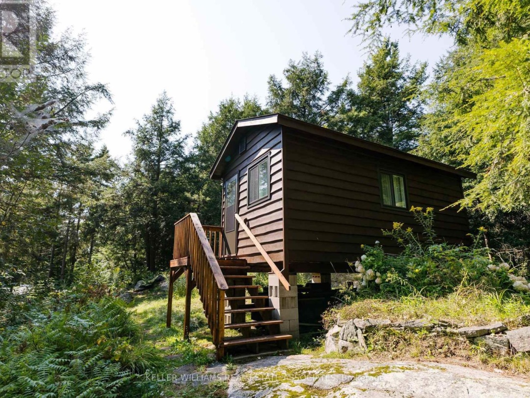 6415 KENNISIS LAKE ROAD, Kennisis Lake