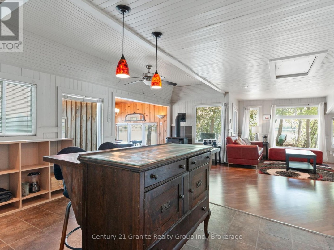 359 Avery Point Road, Dalrymple Lake