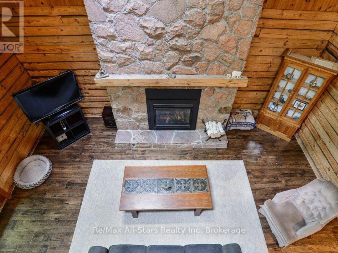 1386 SOUTH PORTAGE ROAD, 