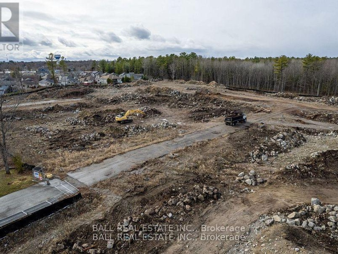 38 HEMLOCK CRESCENT, 