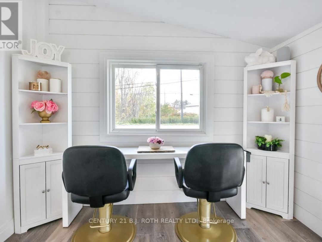 2695 CUMBERLAND ROAD, 