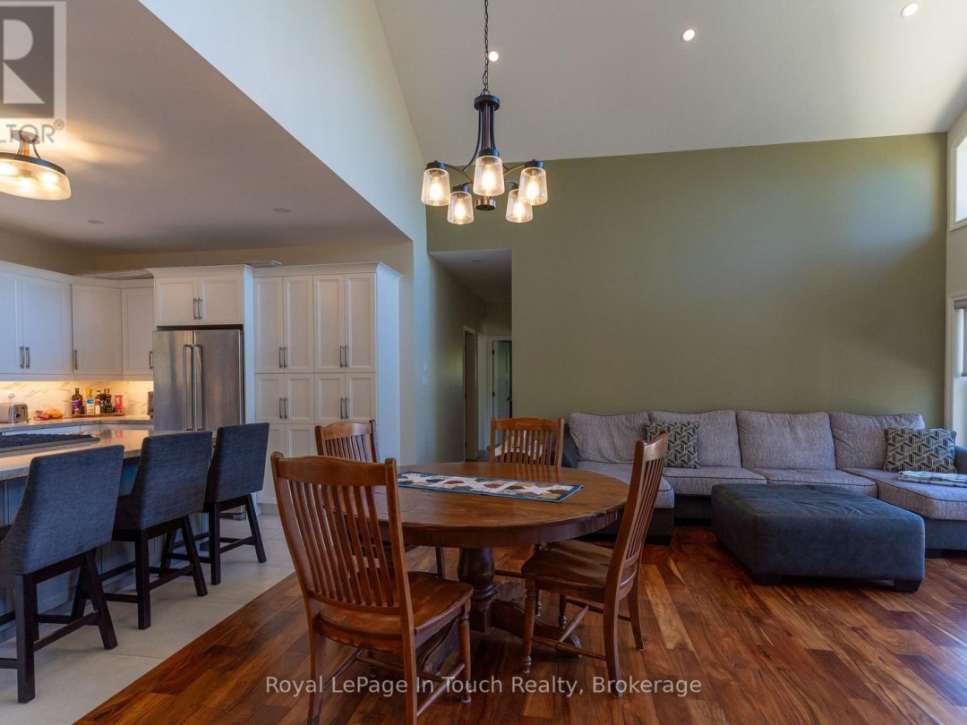 8814 Georgian Bay Shore, Georgian Bay
