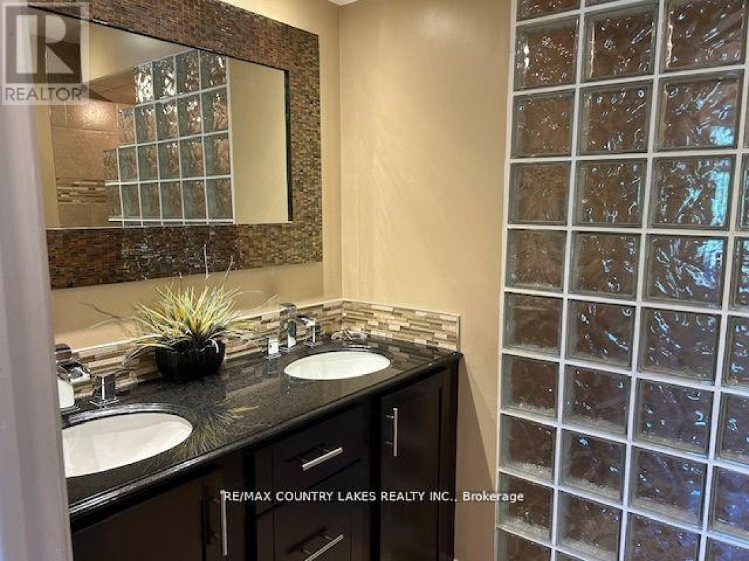 6 - 30 LAGUNA PARKWAY, 