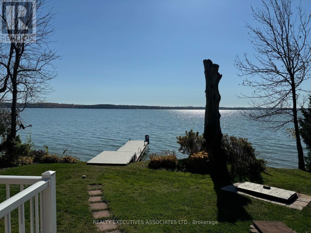 22 LAKEVIEW BOULEVARD, 