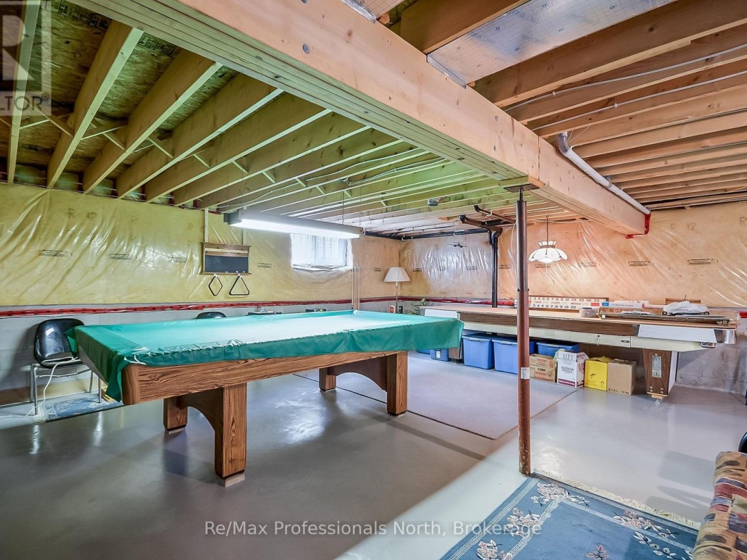 136 HEDGEWOOD LANE, 