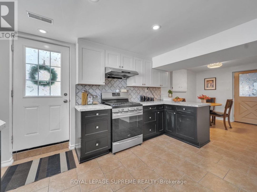 8740 12 Highway, Oro-Medonte