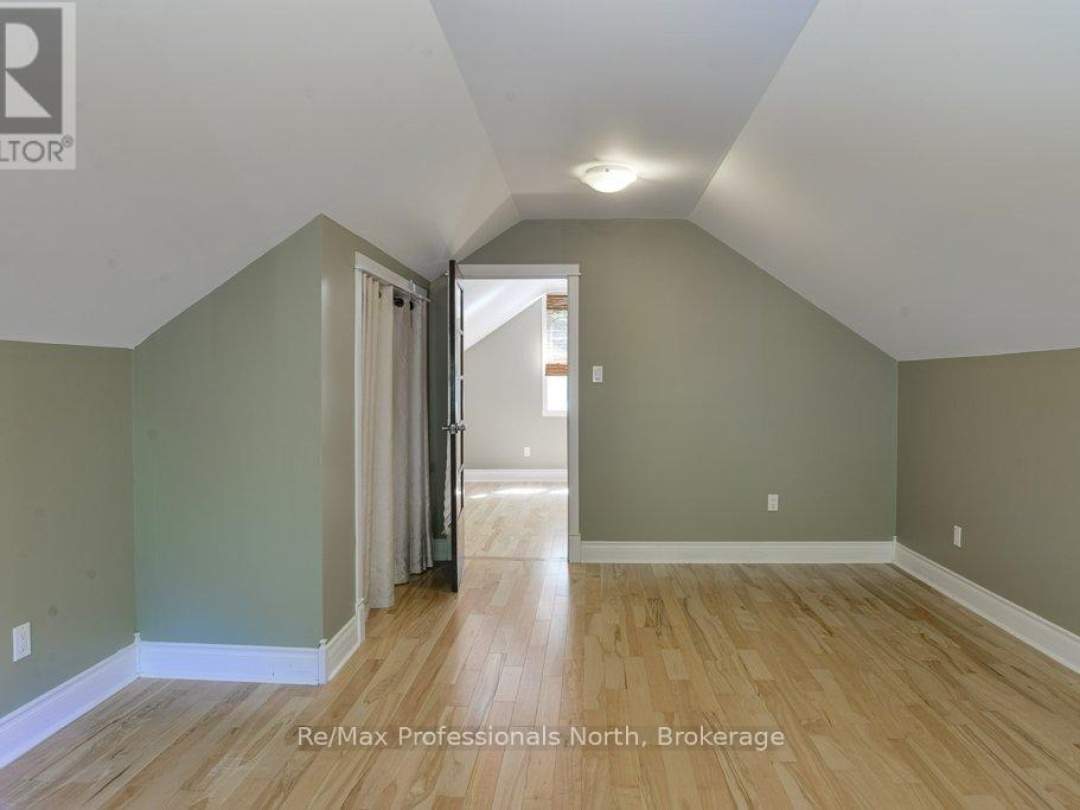 1106 SPRINGDALE SHORES PRIVATE, 