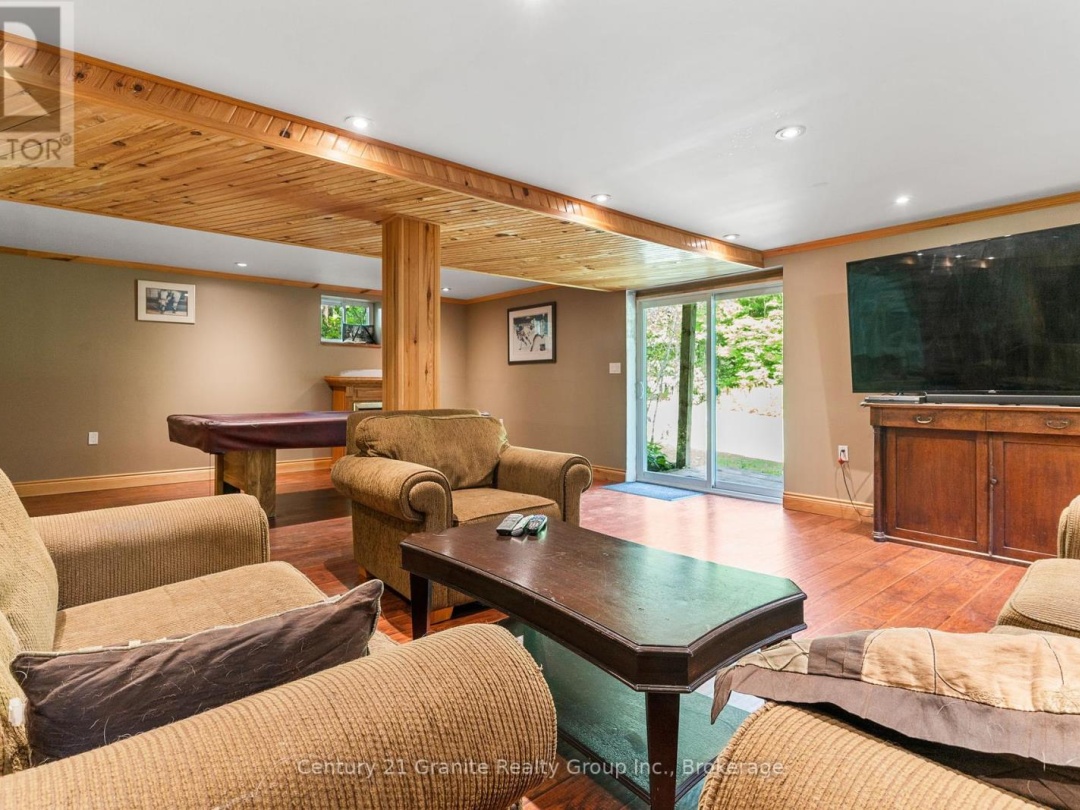 1029 WIGAMOG ROAD, 