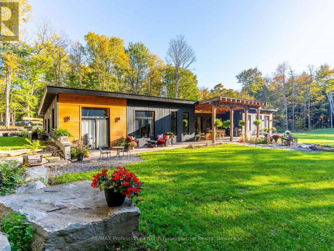 1592 BUCKSLIDE ROAD, 