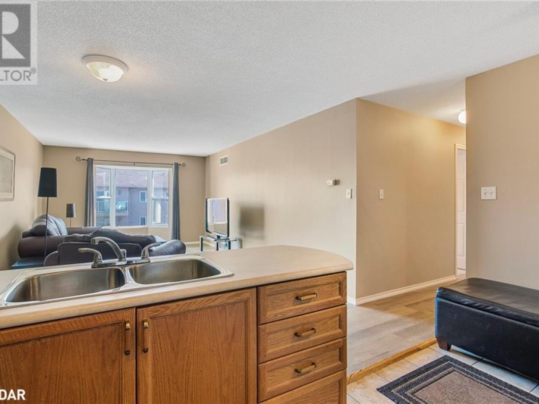107 Bond Street Unit# 303, Orillia
