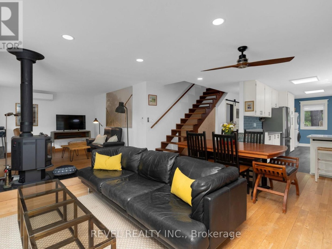 3248 MUSKOKA STREET, 