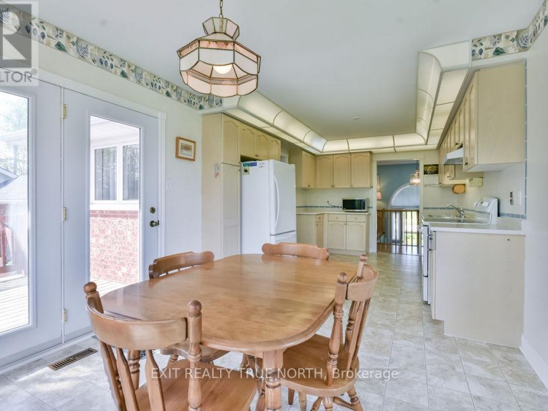 16 Hepinstall Place, Oro-Medonte