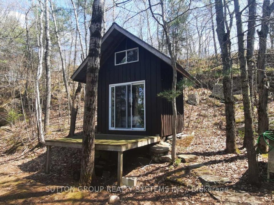 55 Healey Lake Water, Healey Lake