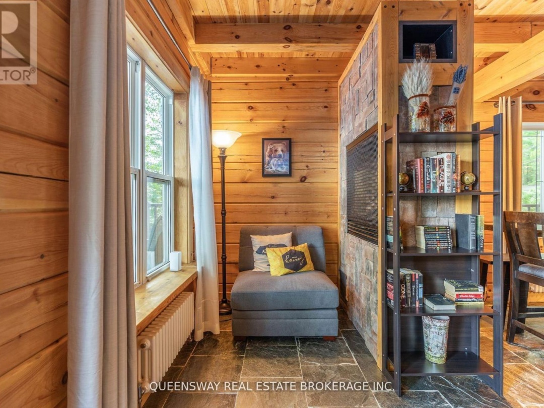 1280 BLACK BEACH LANE, Dalrymple-south Lake