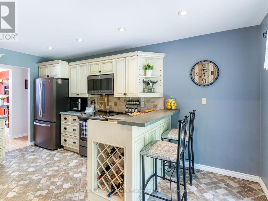 1091 KOSHLONG LAKE ROAD, 