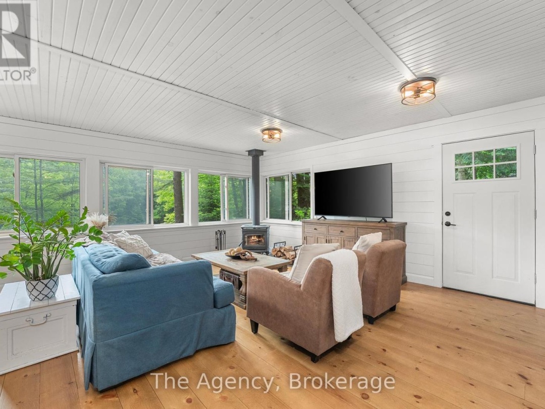 1333 SHERWOOD FOREST ROAD, 