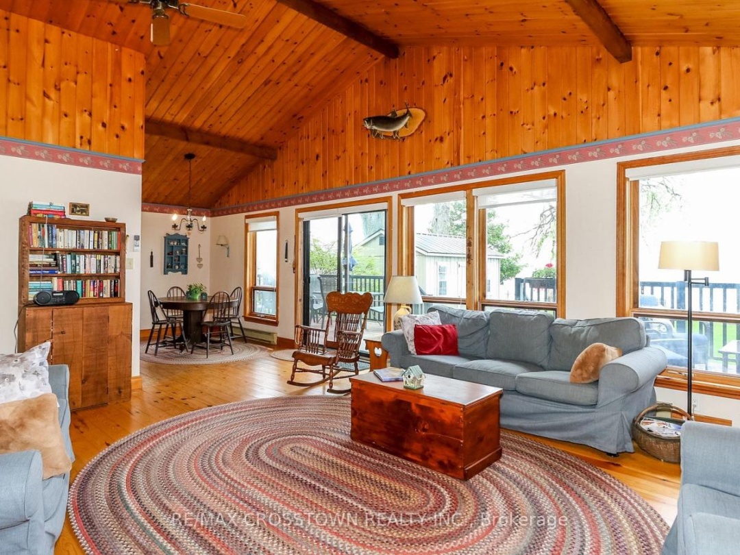 3822 Glenrest Drive, Lake Simcoe