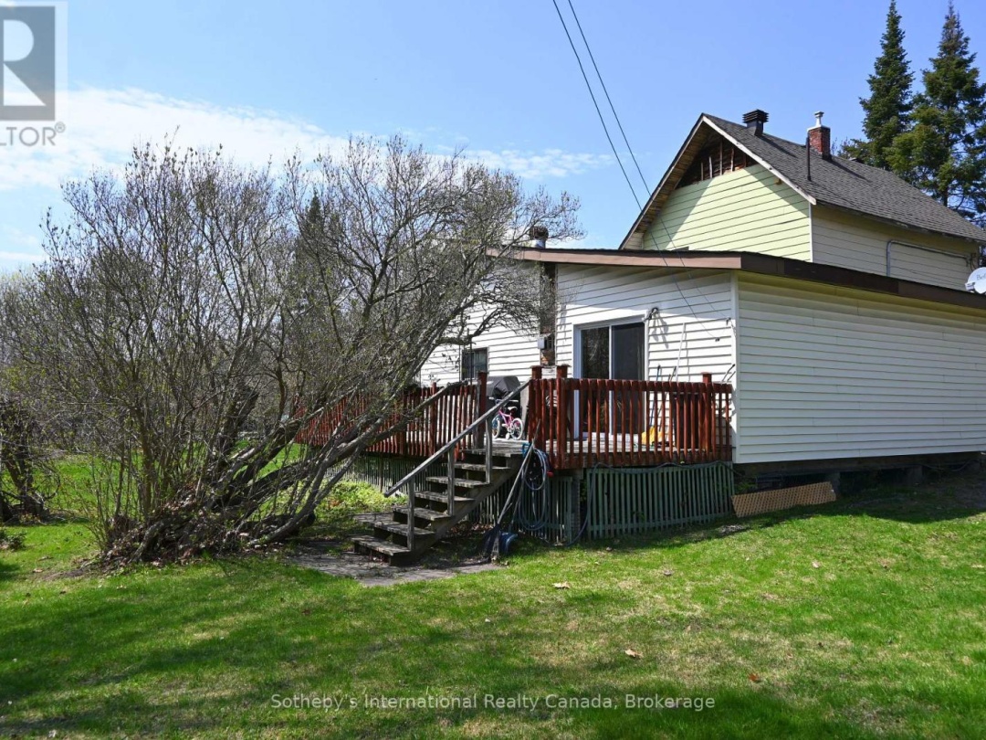 74 CASCADE STREET, Parry Sound