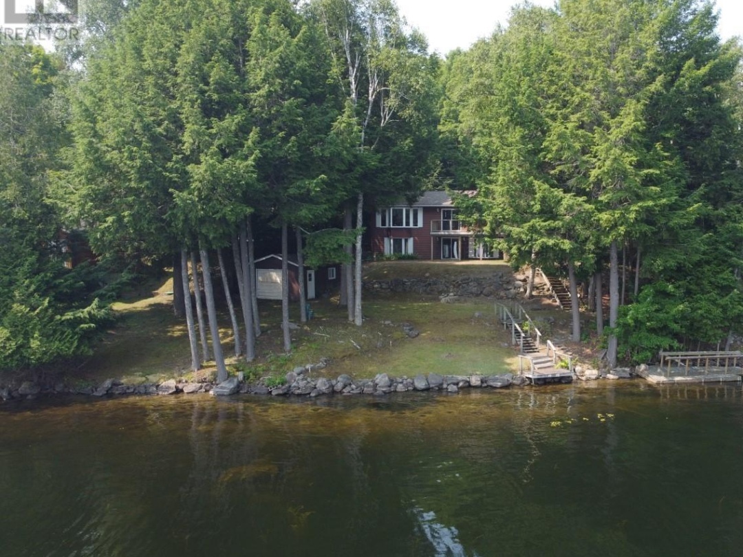 1051 AUTUMN LANE, 
