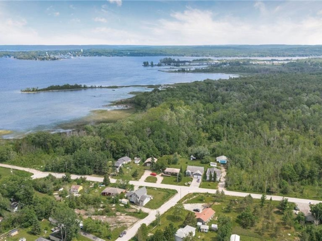 185 SILVER BIRCH CRES Crescent, 