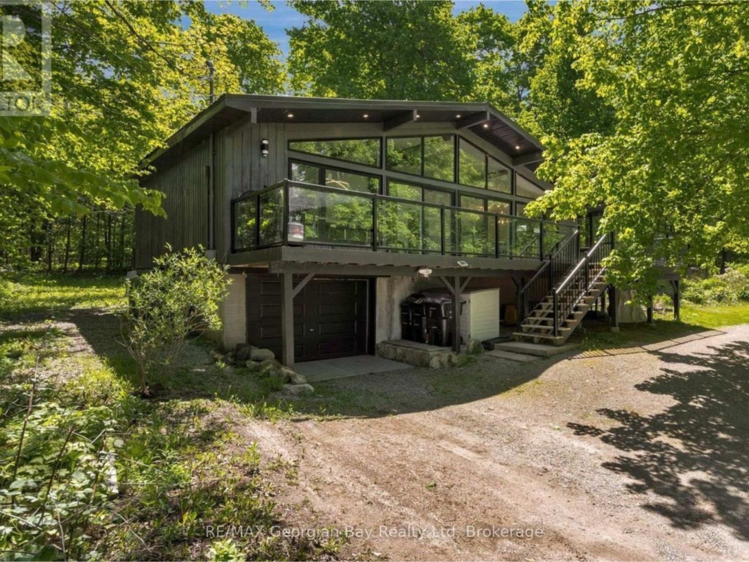 1745 TWIN OAKS CRESCENT, Matchedash 