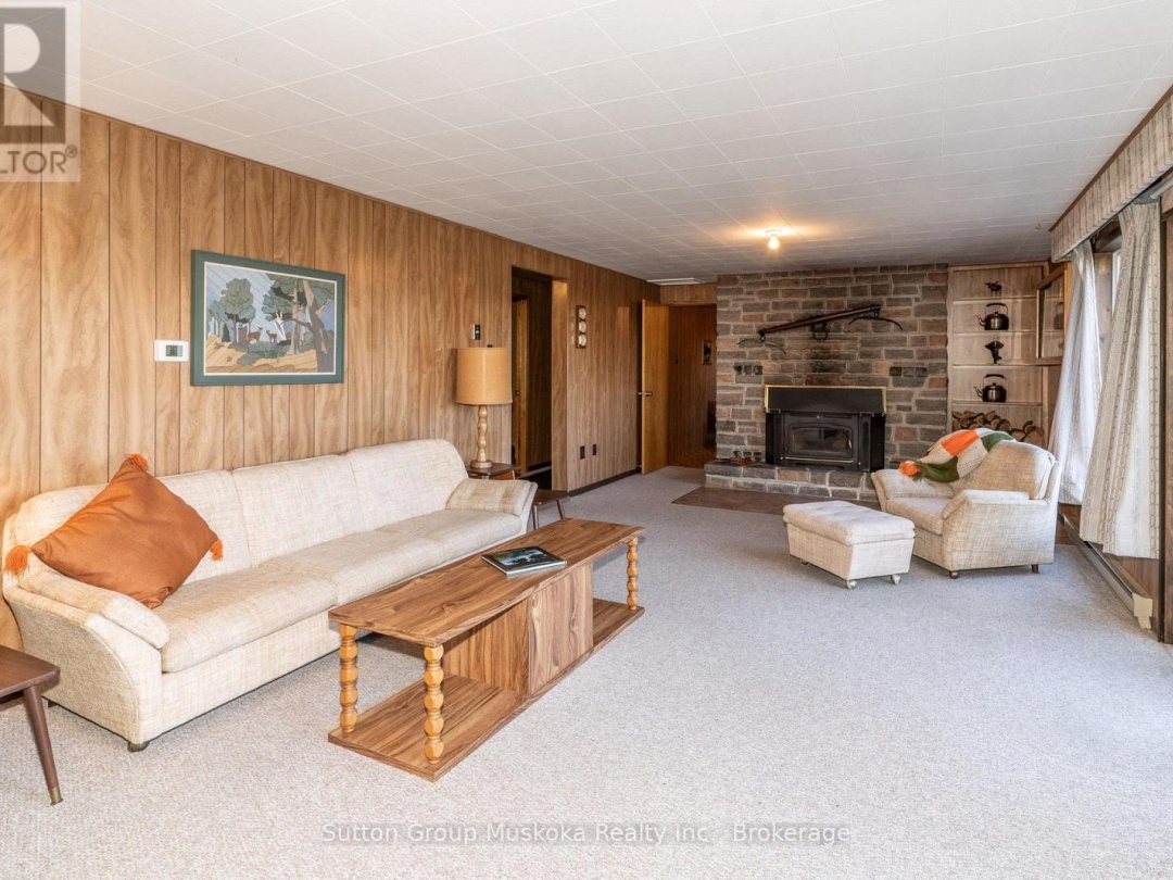 467 WEST BROWNS ROAD, 