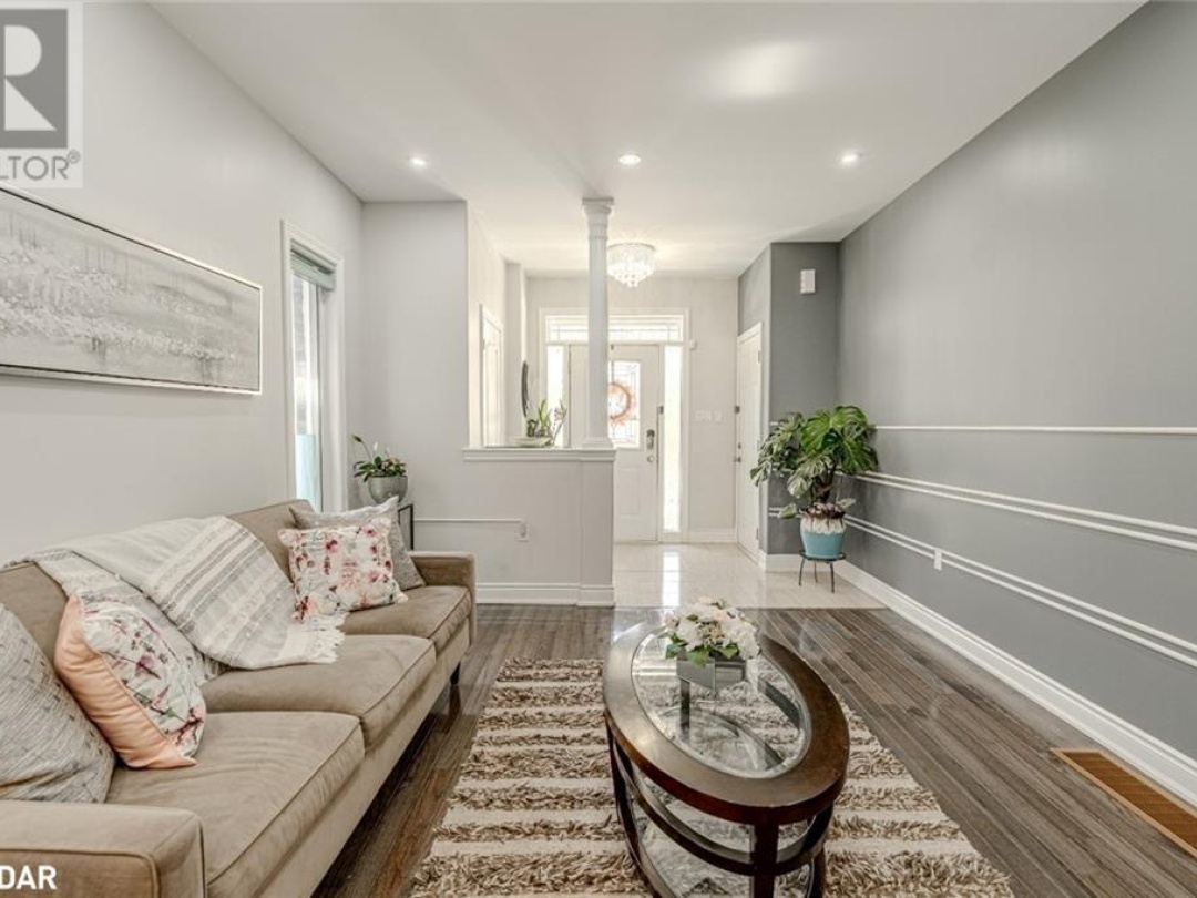 3069 Monarch Drive, Orillia