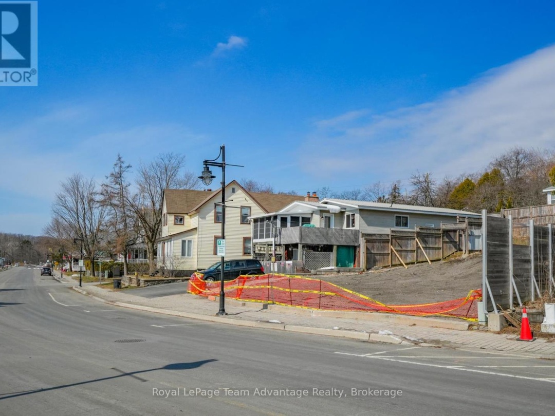 22 Bay Street, Parry Sound