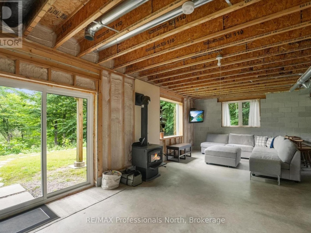 1071 ALTON LANE, 