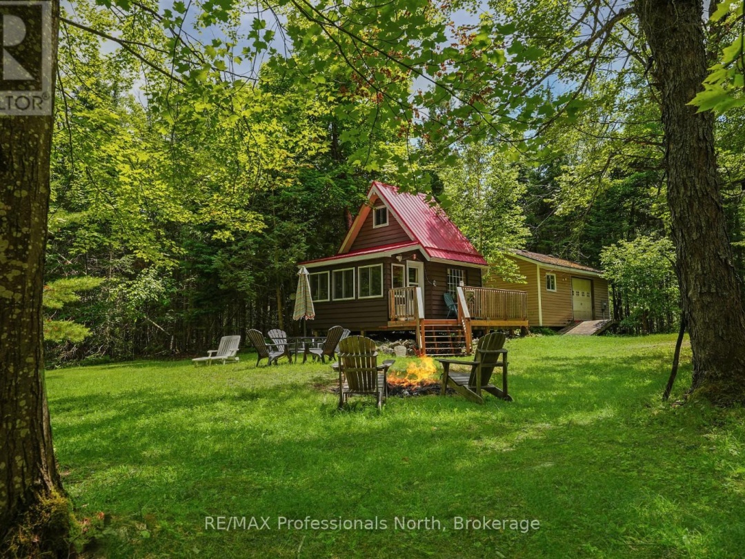 1279 ENGLISH CIRCLE, 