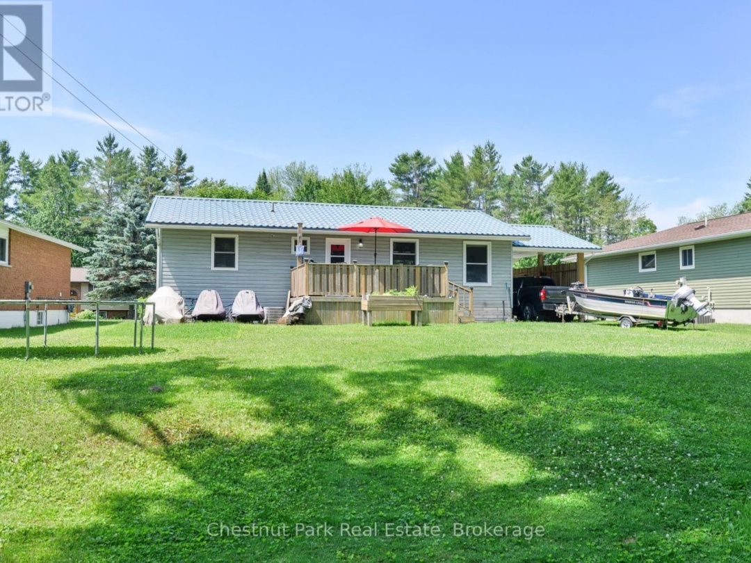 4 PINEWOOD DRIVE, 