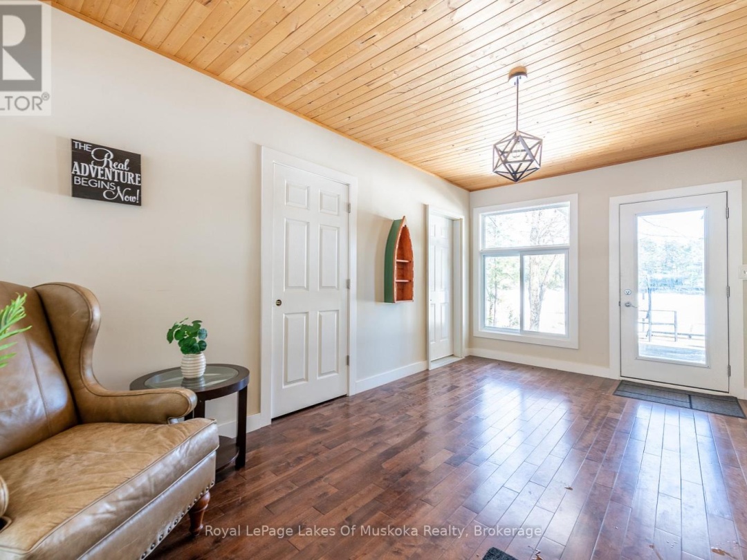 1420 Limberlost Road, Pell Lake