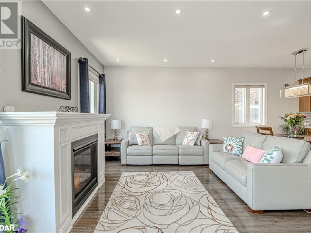 3069 Monarch Drive, Orillia