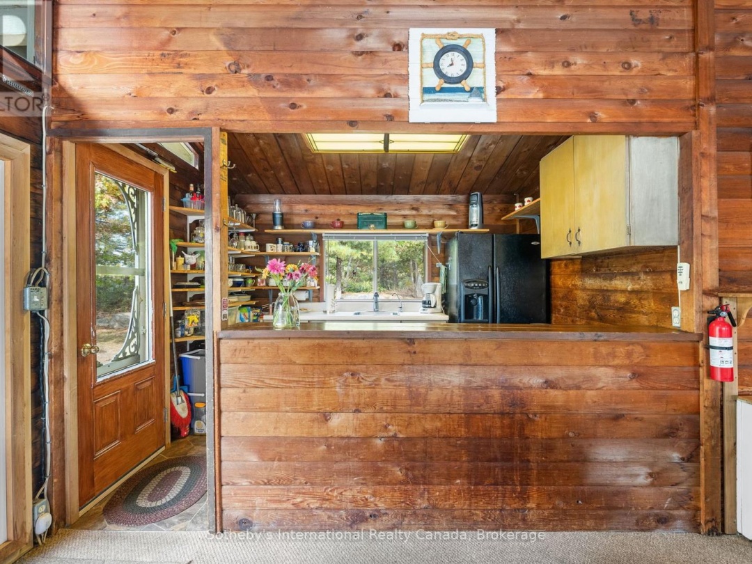 22418 GEORGIAN BAY SHORE, Longuissa Bay