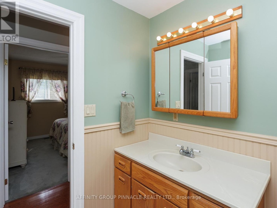 3 HEMLOCK STREET, 